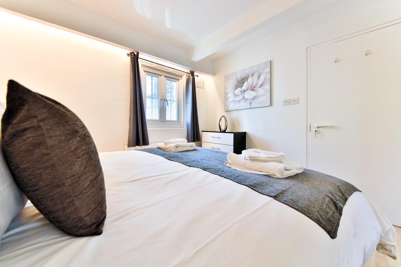 Sussex Mews House *
